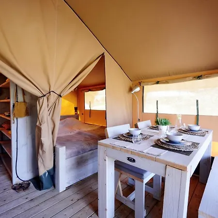 Camping At Sea Dronten Exterior photo